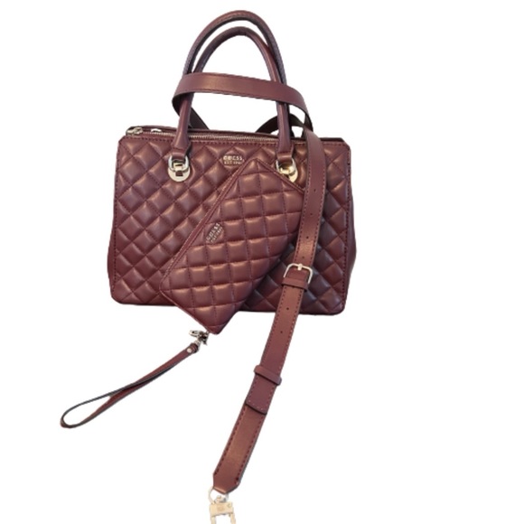 Guess Purse and Wallet Quilted Purse & Wristlet Wallet Matching bag & wallet - Picture 3 of 14